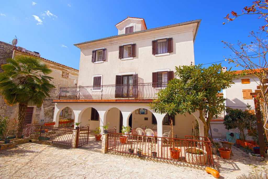 Guest House Robert I Mirna Bale Dış mekan fotoğraf