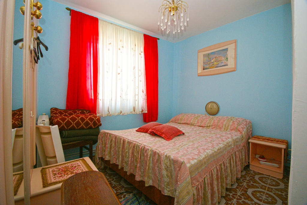 Guest House Robert I Mirna Bale Dış mekan fotoğraf