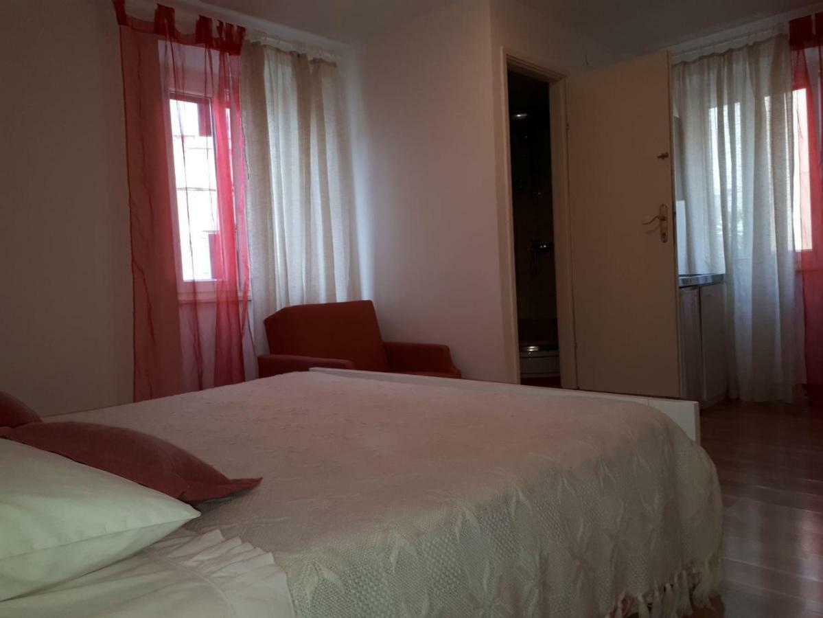 Guest House Robert I Mirna Bale Dış mekan fotoğraf