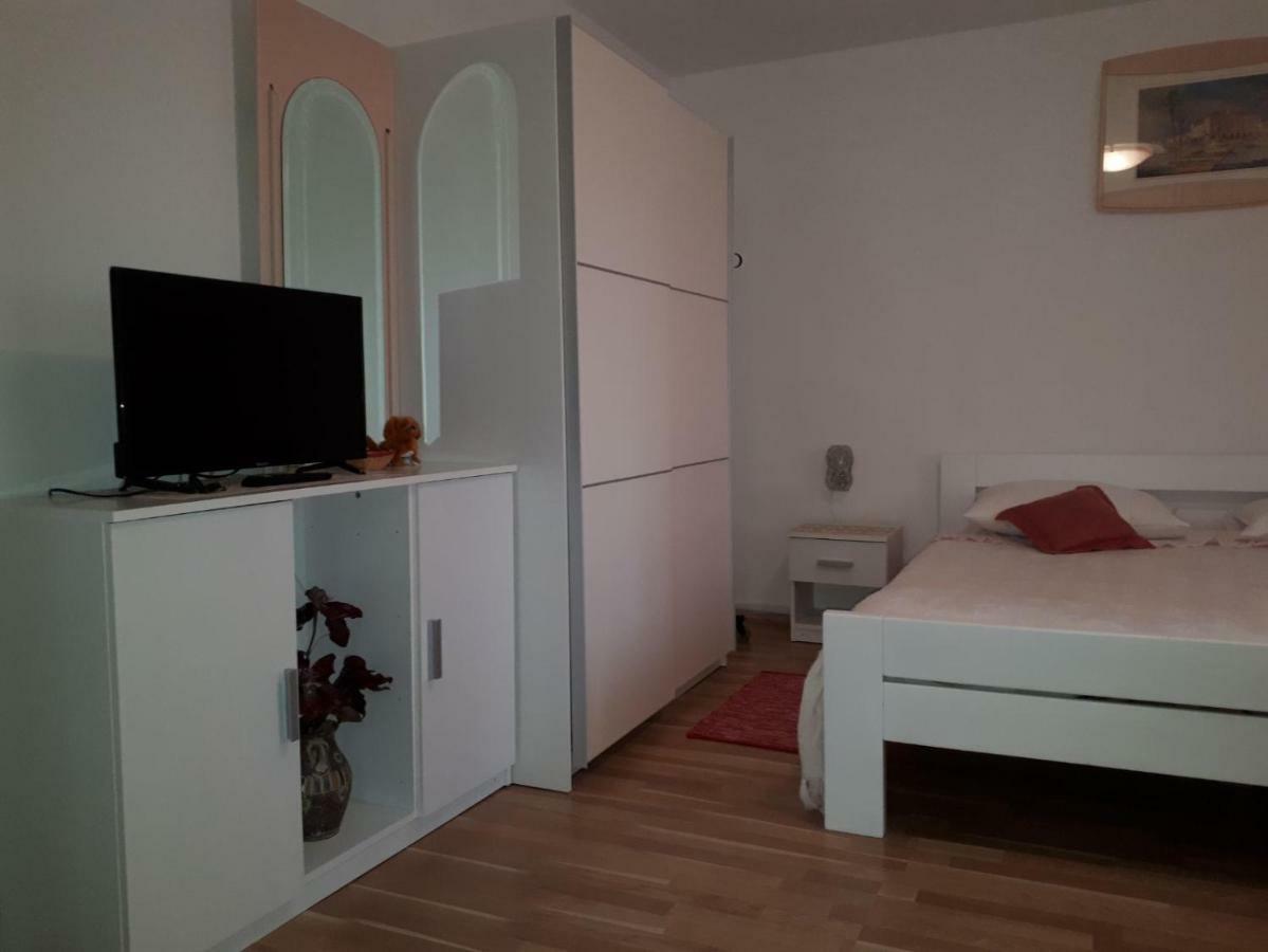 Guest House Robert I Mirna Bale Dış mekan fotoğraf